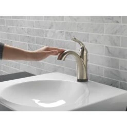 Delta Lahara Touch2Oxt Stainless 1-handle Single Hole/4-in Centerset WaterSense Bathroom Sink Faucet With Drain -Allied Brass Shop 034449643153 04873643 1800x1800