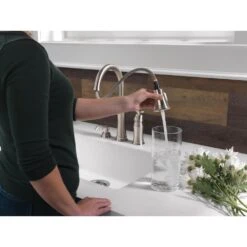Lakeview Single-Handle Pull-Down Sprayer Kitchen Faucet With Soap Dispenser In Stainless -Allied Brass Shop 4f462e1d3e7738da6541d41b9be42861 1800x1800