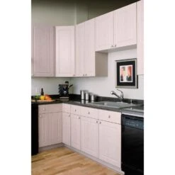 Coralais Single-Handle Pull-Out Sprayer Kitchen Faucet With MasterClean Sprayface In Polished Chrome -Allied Brass Shop 5c49ee13bb2a0bab20190cbf2e24dc9c 1800x1800