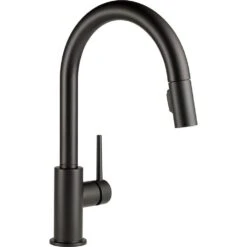Trinsic Single-Handle Pull-Down Sprayer Kitchen Faucet With MagnaTite Docking In Matte Black